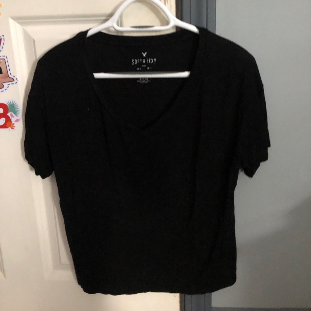 Black short sleeve shirt